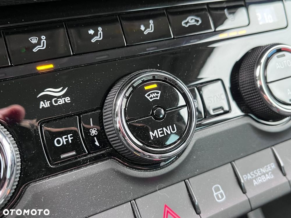 Skoda Karoq 2.0 TDI SCR 4x2 Style - 29