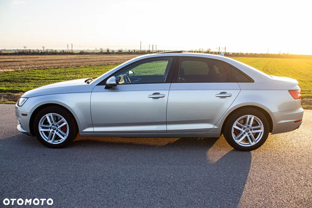 Audi A4 Limousine - 8