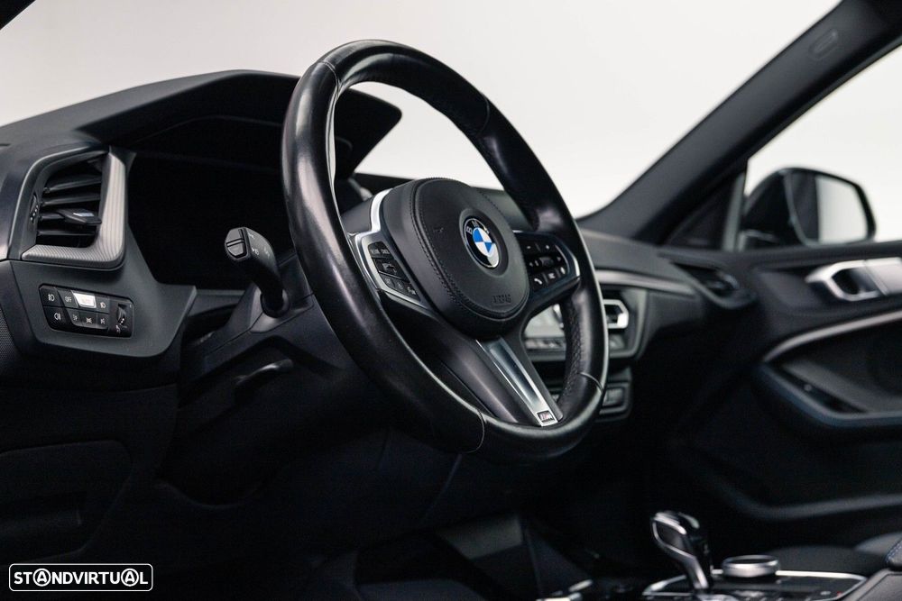 BMW 218 Gran Coupé i Pack Desportivo M - 25