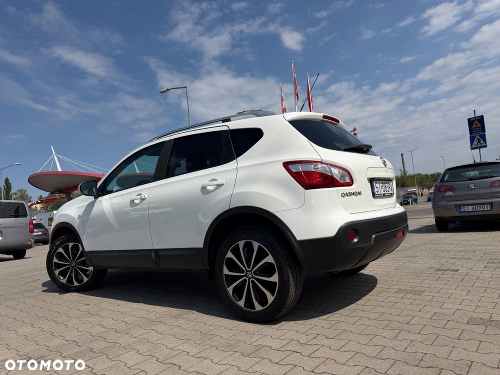 Nissan Qashqai 2.0 4x4 Tekna - 8