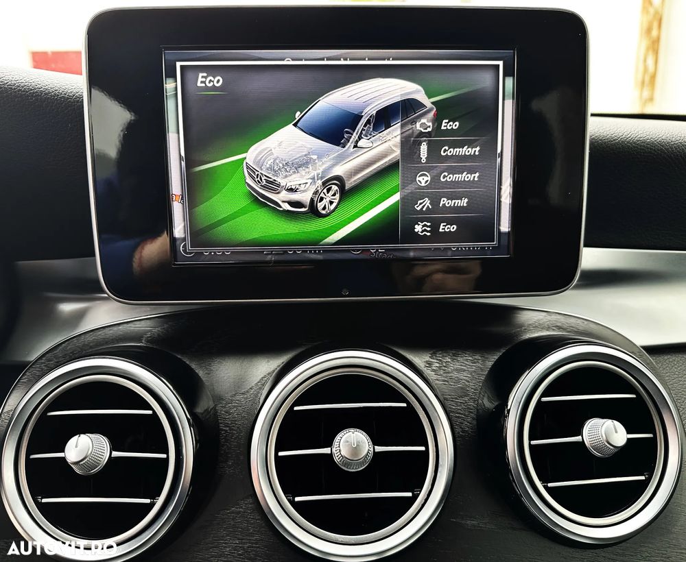 Mercedes-Benz GLC - 25