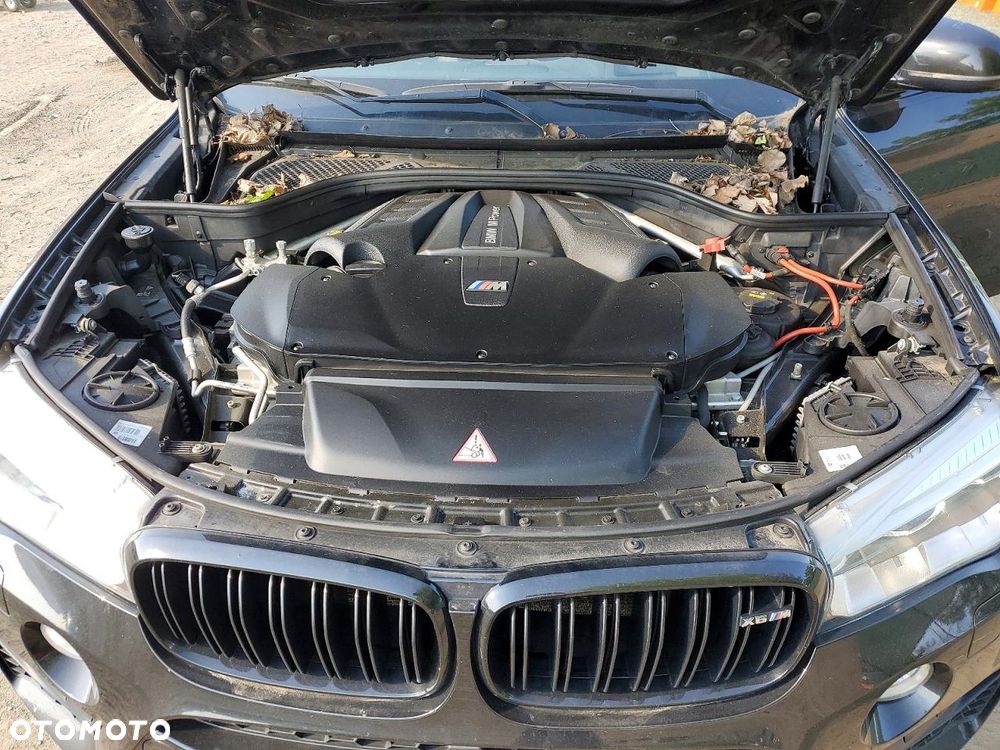 BMW X6M - 13