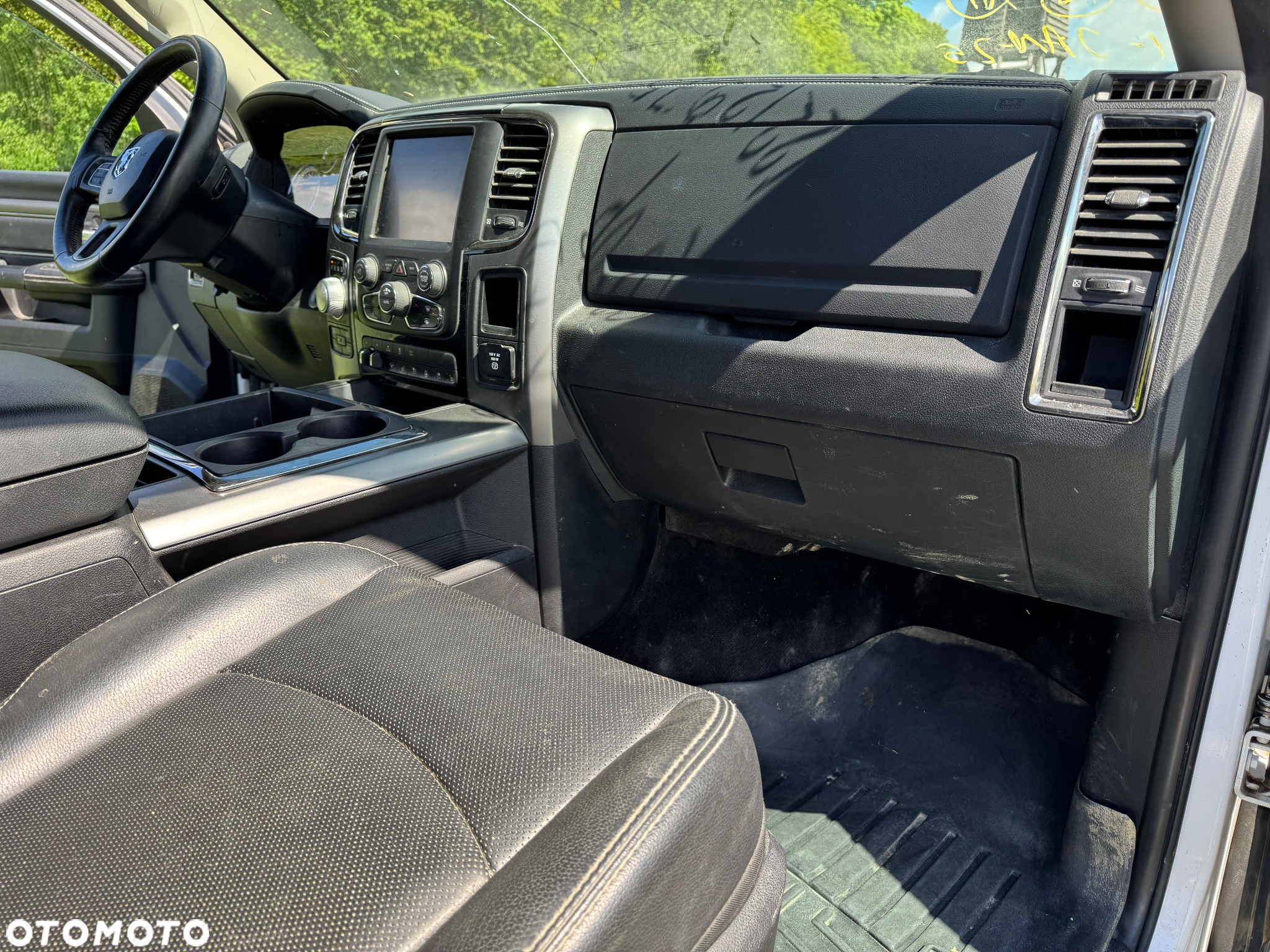 Dodge RAM 1500 5.7 4x4 - 21