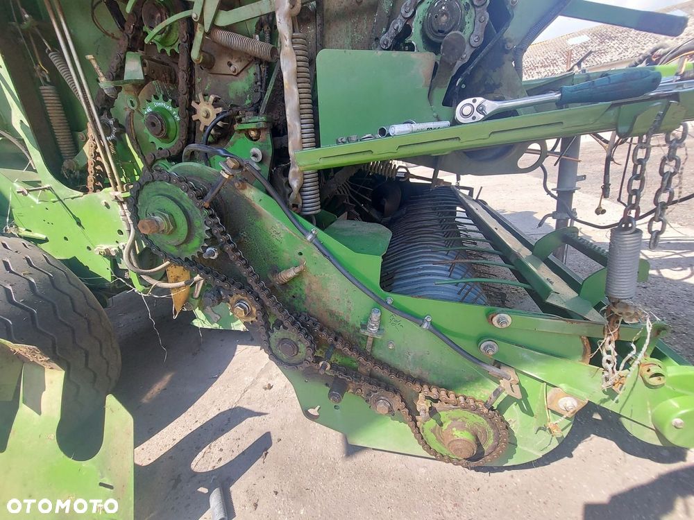 PODBIERACZ PRASA KRONE COMPRIMA F155 XC 2011R - 10