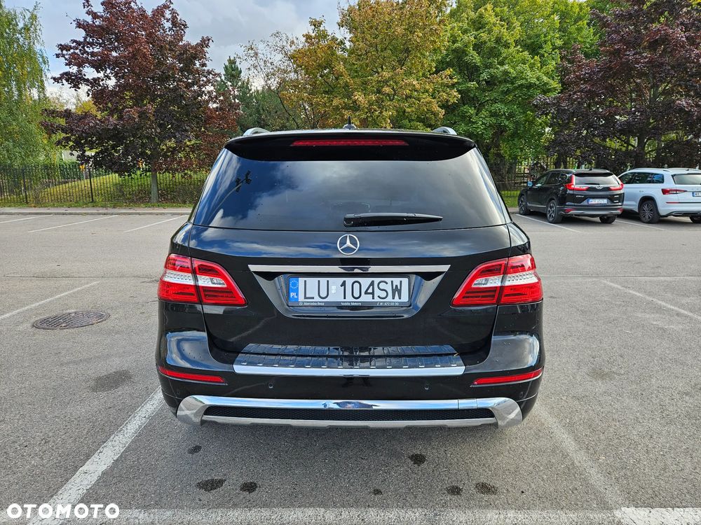 Mercedes-Benz ML 350 BlueTec 4-Matic - 6