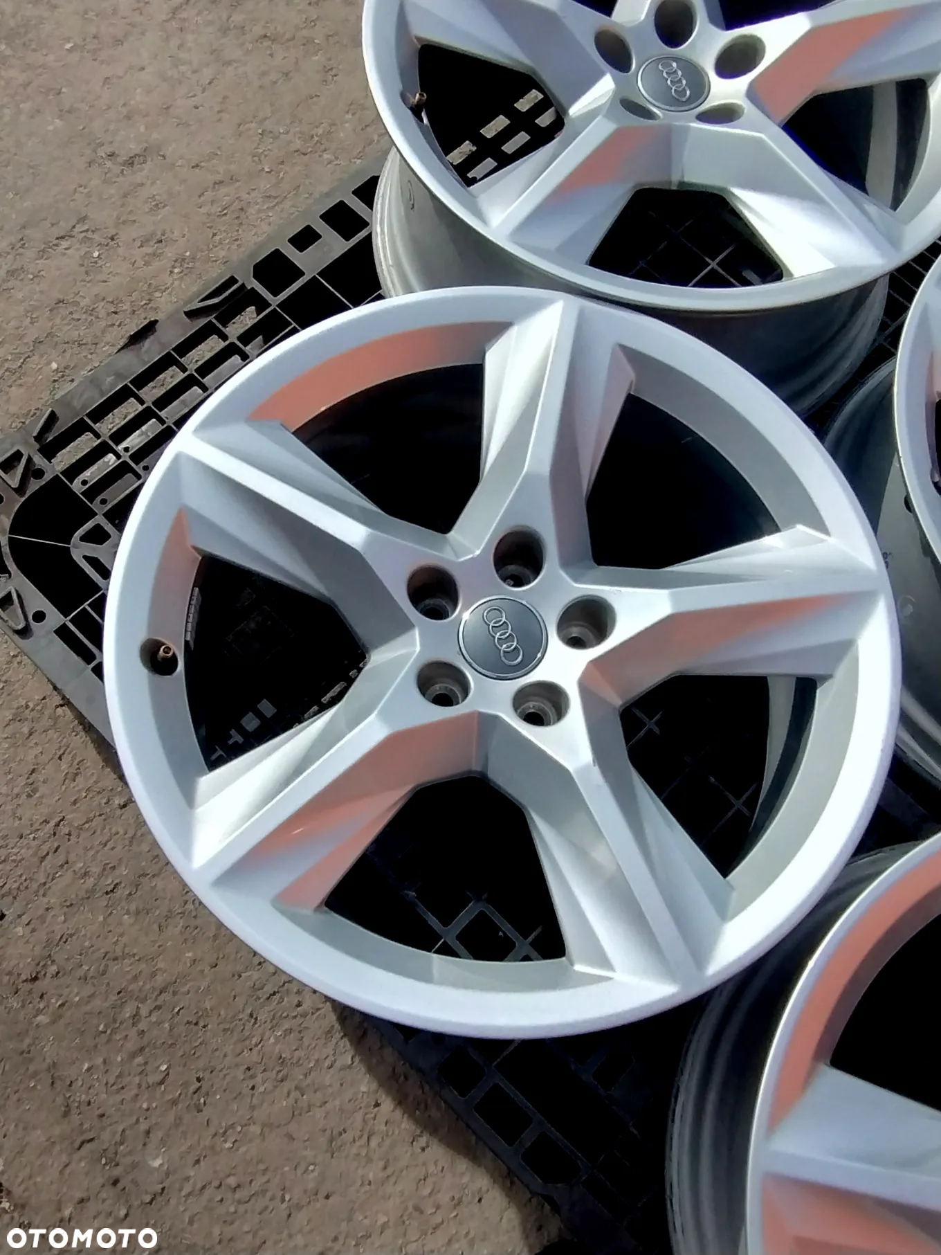 5x112 Felgi Aluminiowe Alufelgi 19 AUDI 4M0 A7 A5 A6 C6 C7 C8 A8 D2 D3 D4 D5 Q5 Q7 Q3 A4 B7 B8 B9 Legnica ALU-RAD SKODA VW SEAT - 8