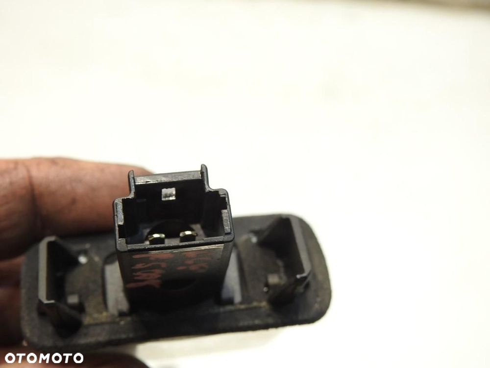 LAMPKA TABLICY REJESTRACYJNEJ PEUGEOT 5008 I 71907190 - 4