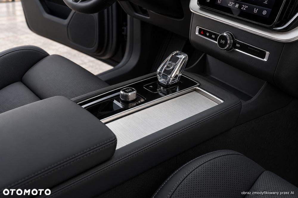 Volvo XC 90 B5 B AWD Ultra Black Edition 7os - 19