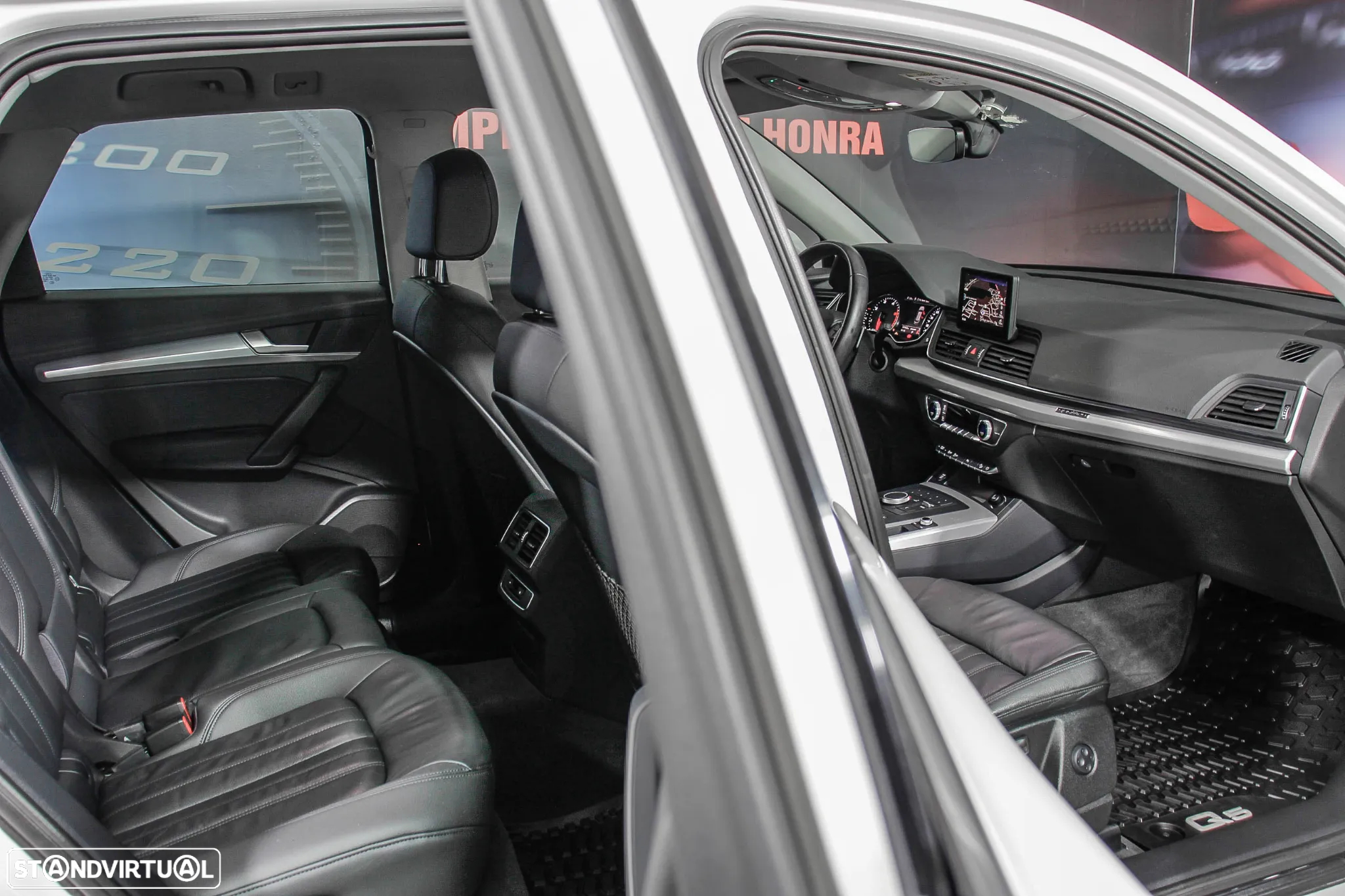 Audi Q5 2.0 TDI quattro S-tronic - 14
