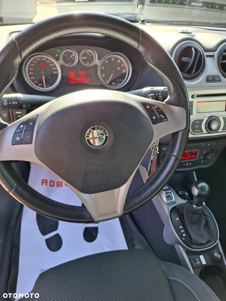 Alfa Romeo Mito 1.4 TB MultiAir Distinctive S&S TCT - 5