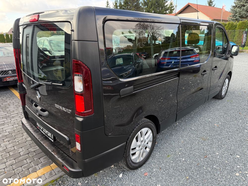 Renault Trafic 2016 photo 5