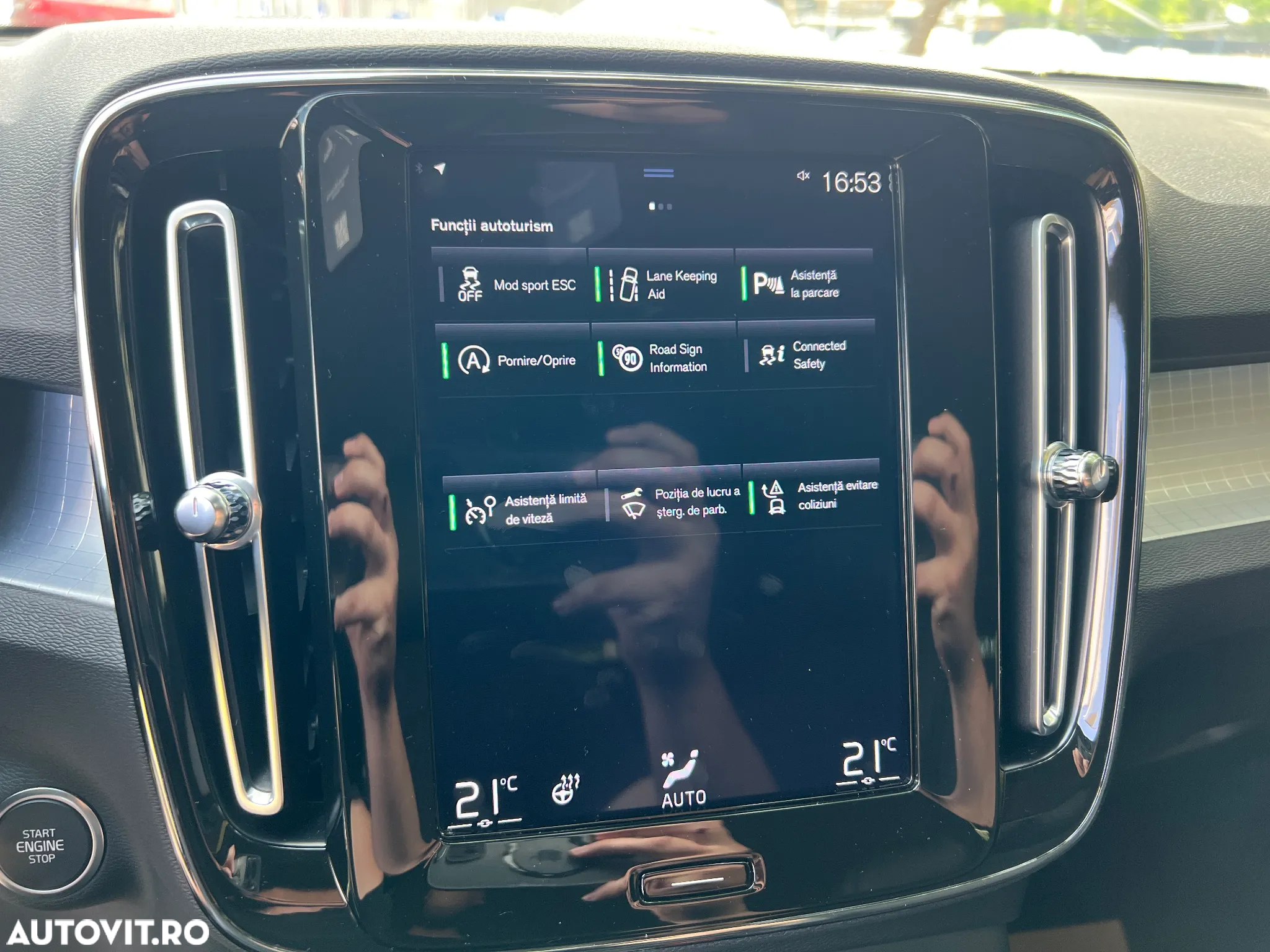 Volvo XC 40 D4 AWD Momentum - 26