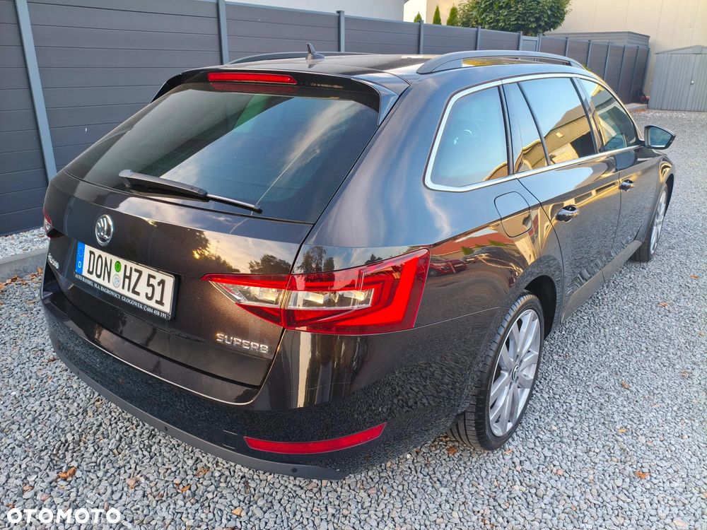 Skoda Superb 2.0 TDI DSG Style - 7