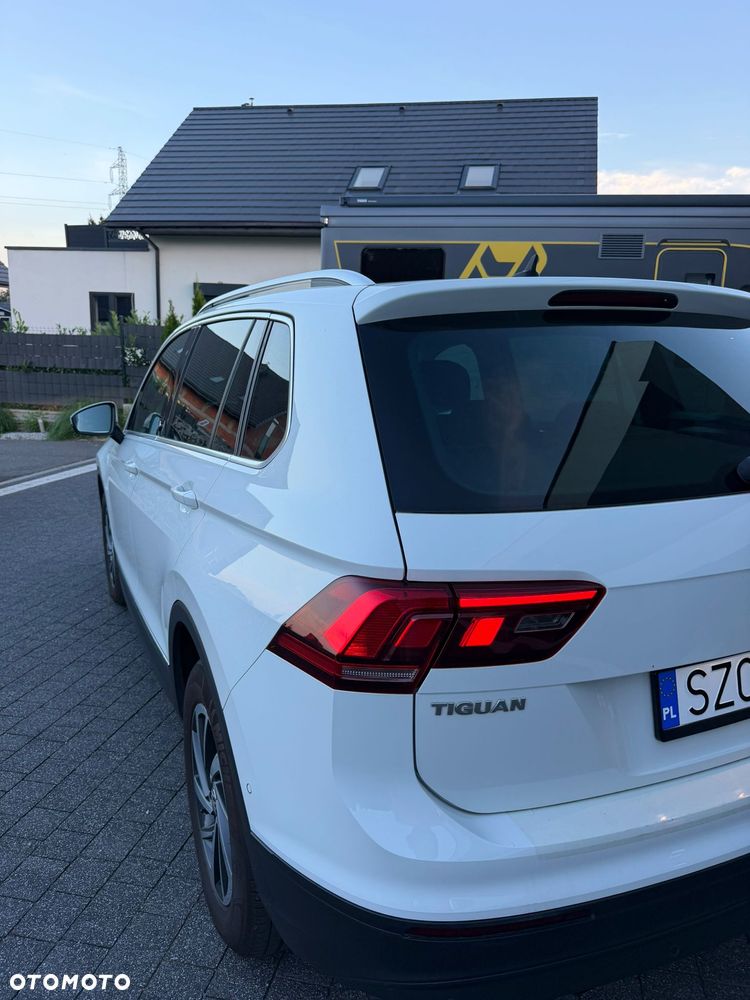 Volkswagen Tiguan 2.0 TSI 4Mot Sport&Style DSG - 10