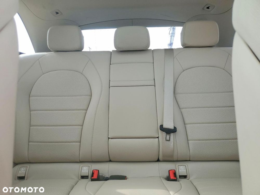 Mercedes-Benz GLC 300 4-Matic - 11