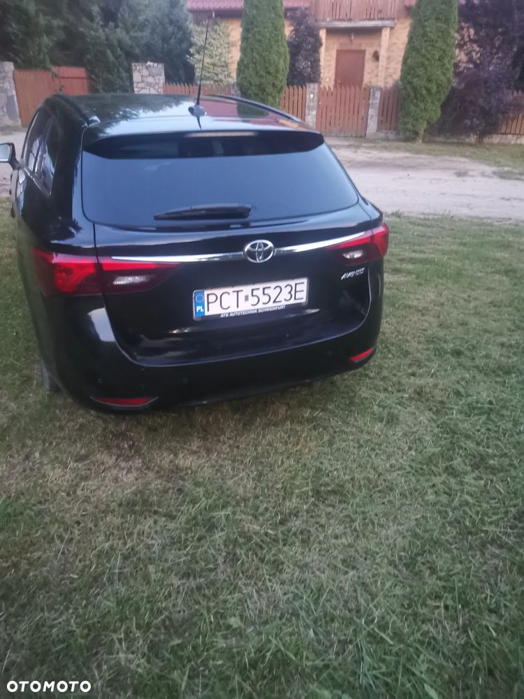 Toyota Avensis 2.0 D-4D Prestige - 8