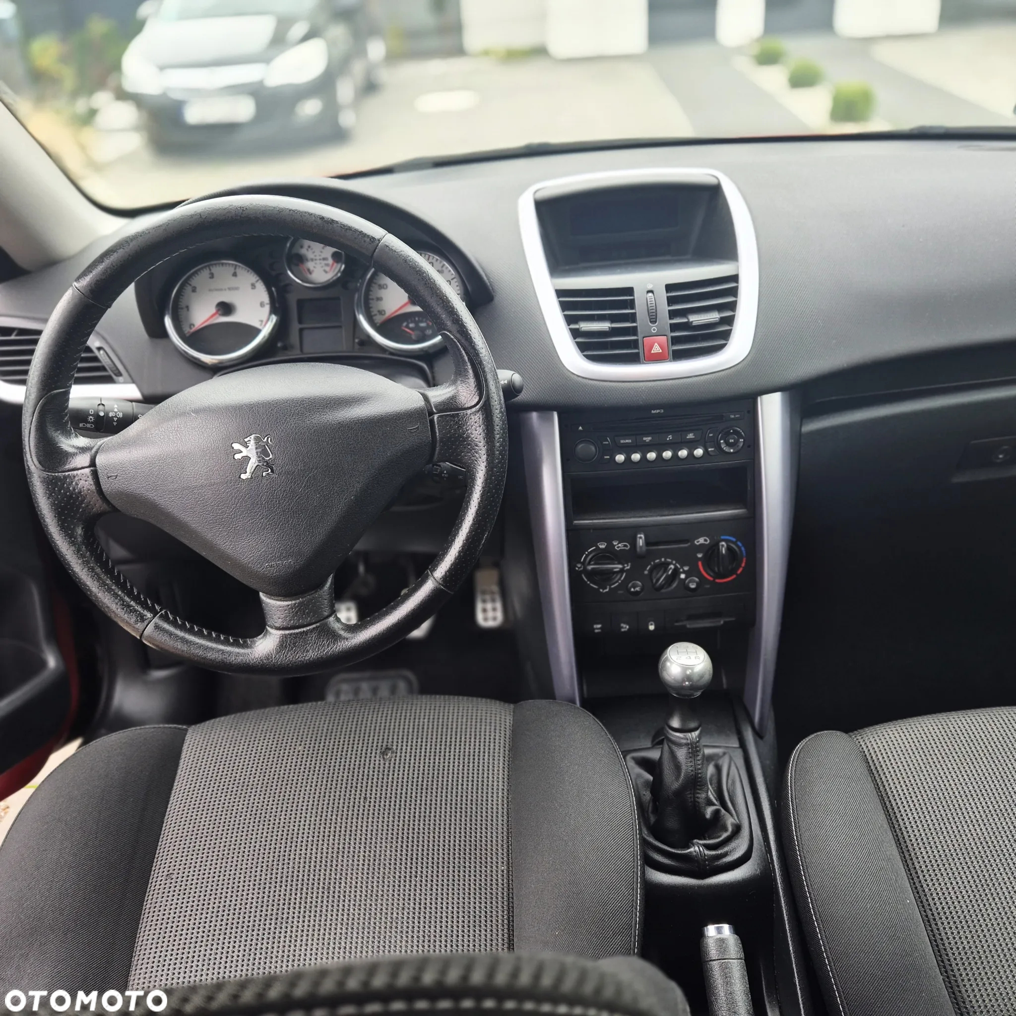 Peugeot 207 CC - 9
