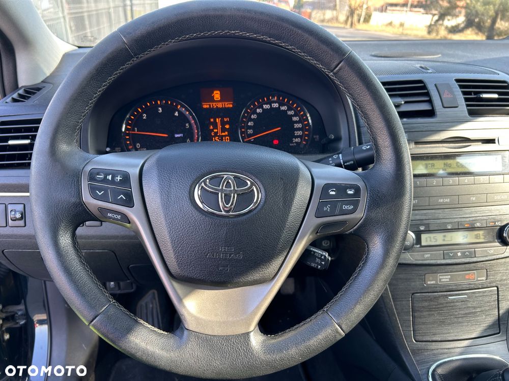 Toyota Avensis - 40