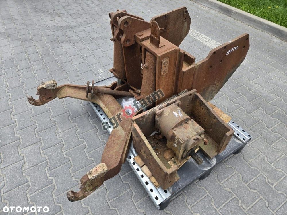 TUZ, przedni podnośnik, WOM, Massey Ferguson 8140 - 1