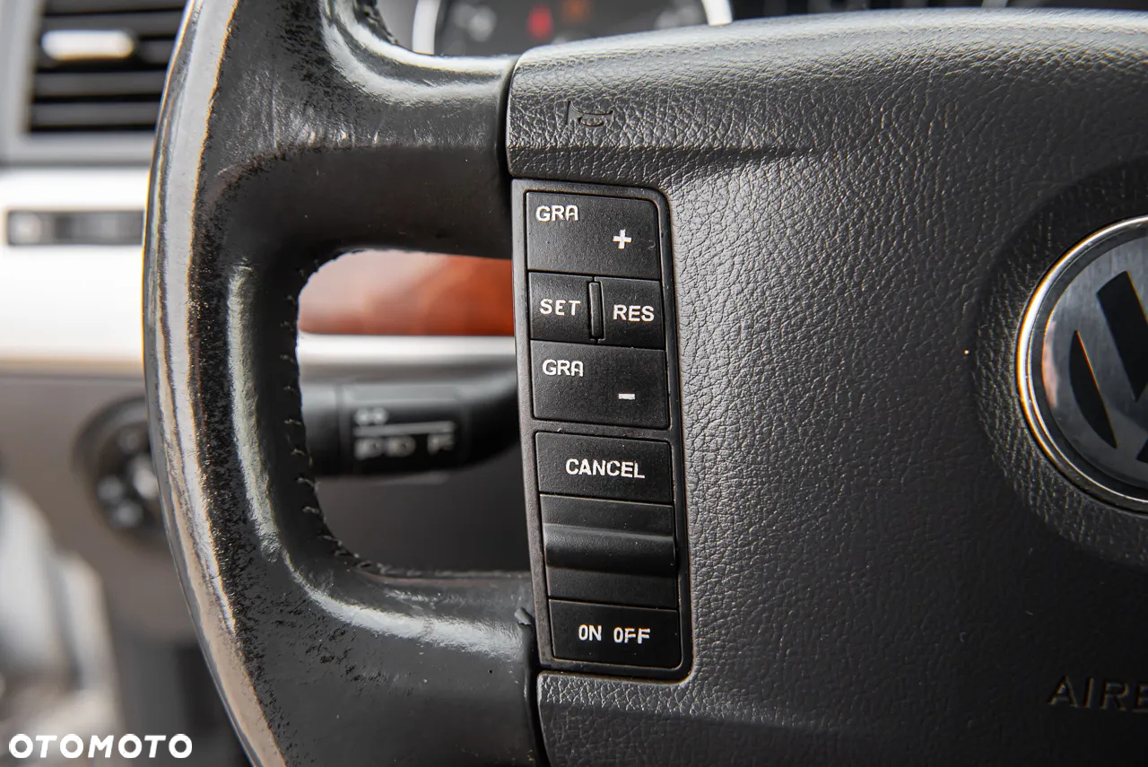 Volkswagen Touareg 3.2 V6 Tiptr - 19