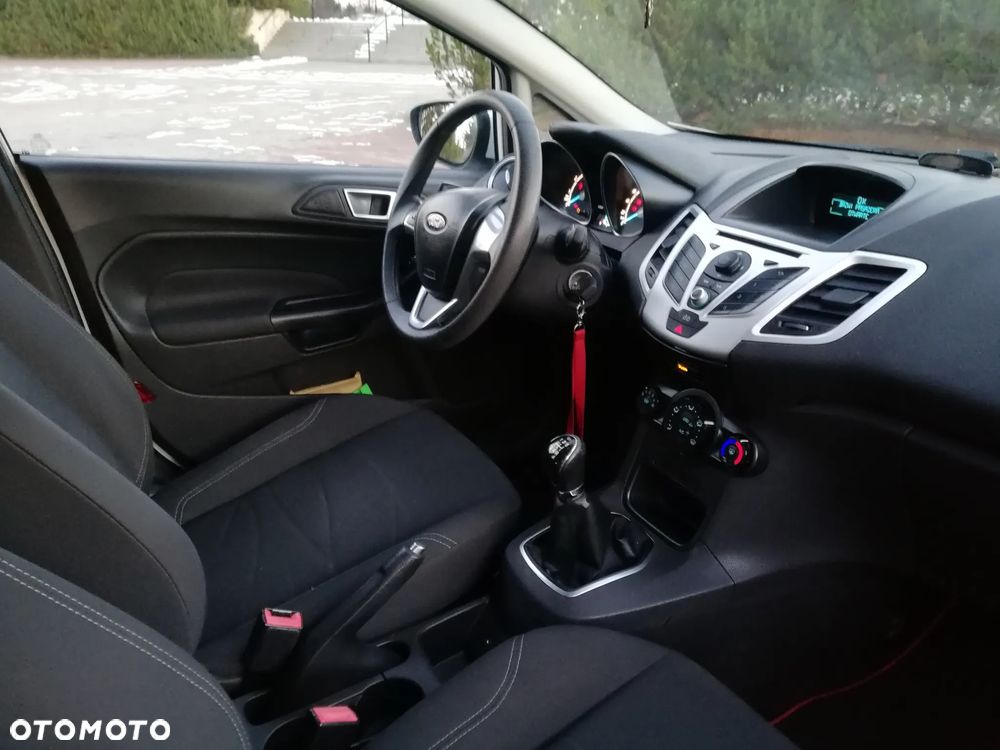 Ford Fiesta - 5