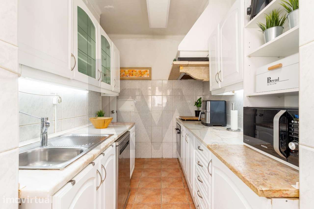 Apartamento T2+1 e logradouro com churrasqueira. - Grande imagem: 2/22