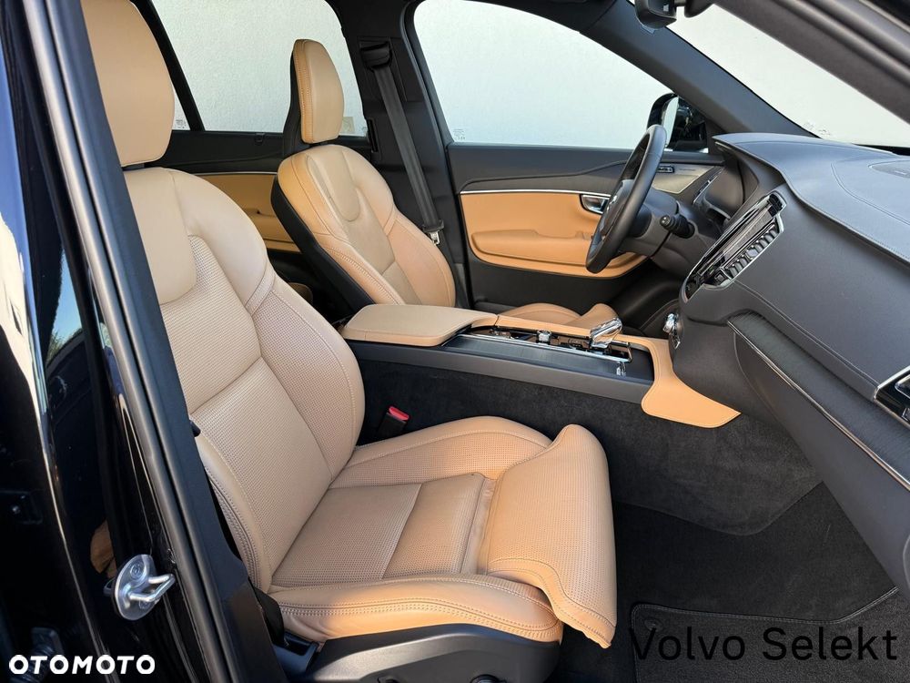 Volvo XC 90 - 38