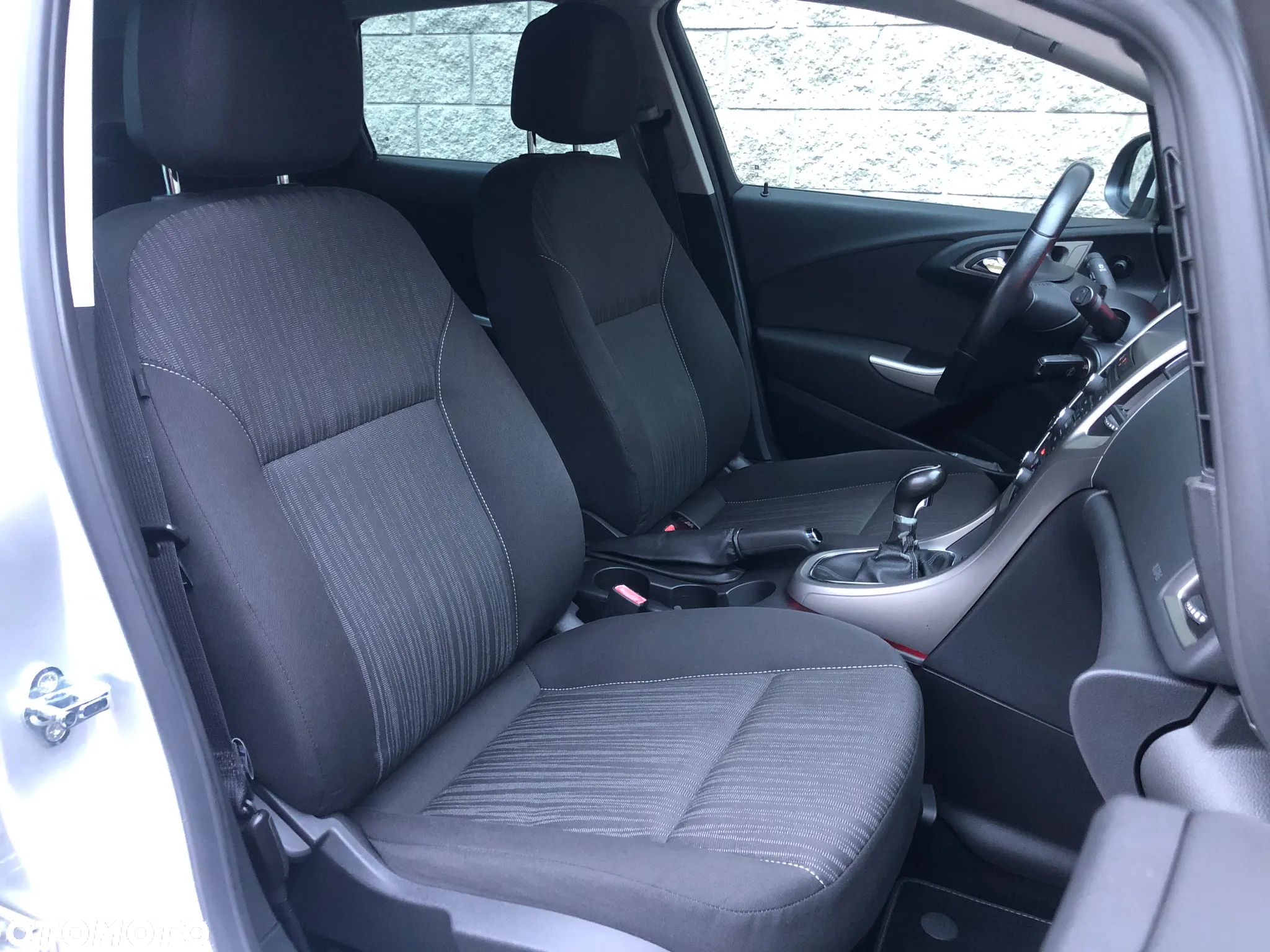 Opel Astra 1.4 Turbo Design Edition - 23
