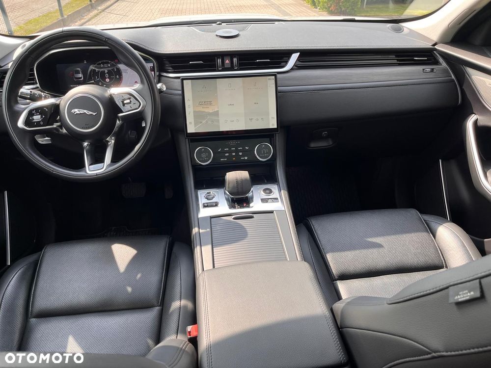 Jaguar F-Pace - 15
