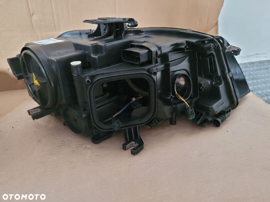 LAMPA AUDI A4 B8 XENON LED 8K0941003P 8K0941004P - 9