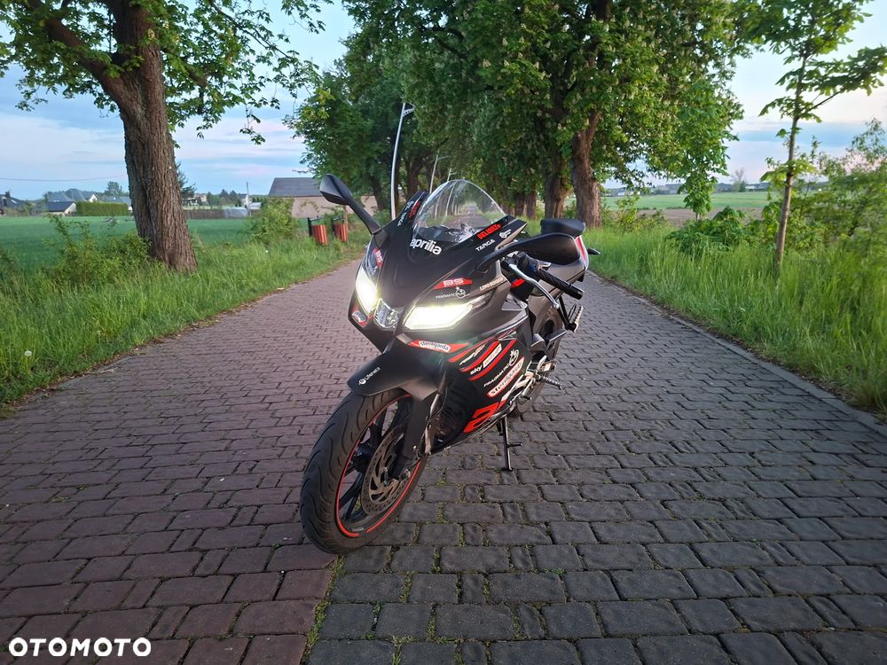 Aprilia RS - 8