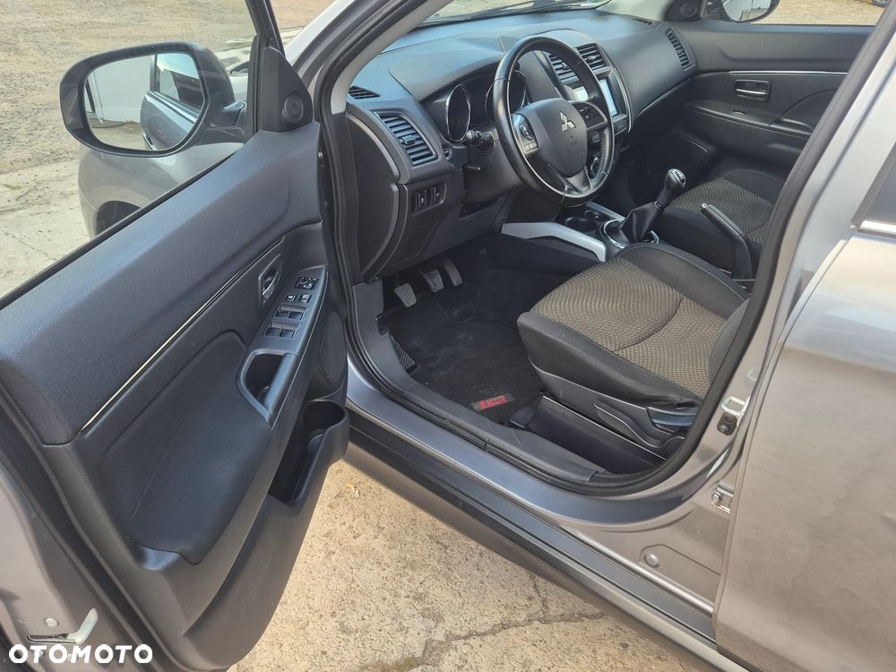 Mitsubishi ASX 1.6 2WD Intense - 17