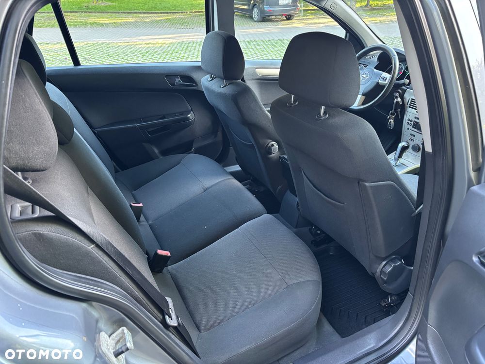 Opel Astra - 14
