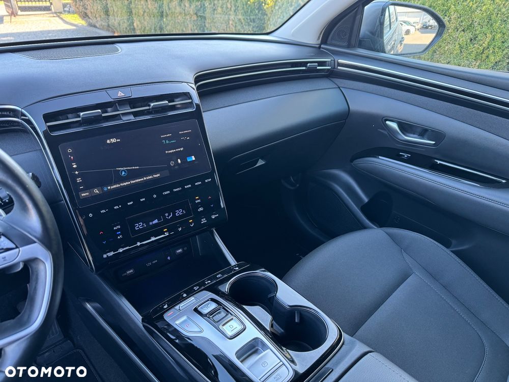 Hyundai Tucson 1.6 T-GDi HEV Executive 4WD - 18