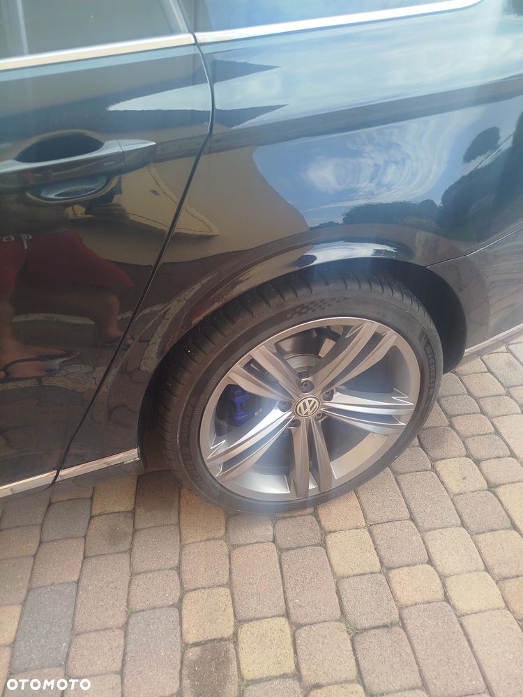 Volkswagen Passat - 8