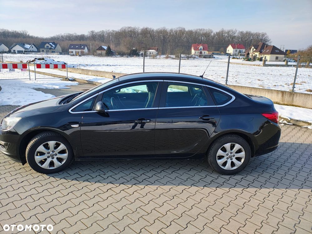 Opel Astra 1.4 T EU6 - 2