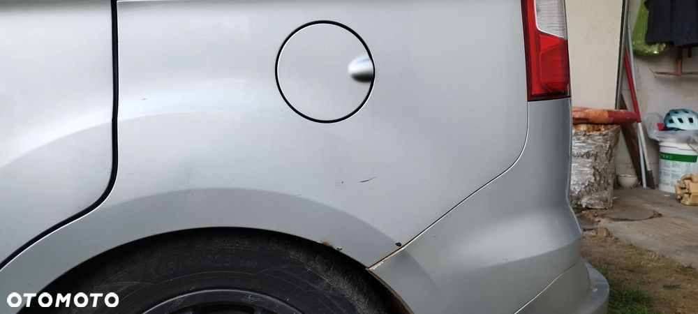 Ford Tourneo Courier - 21