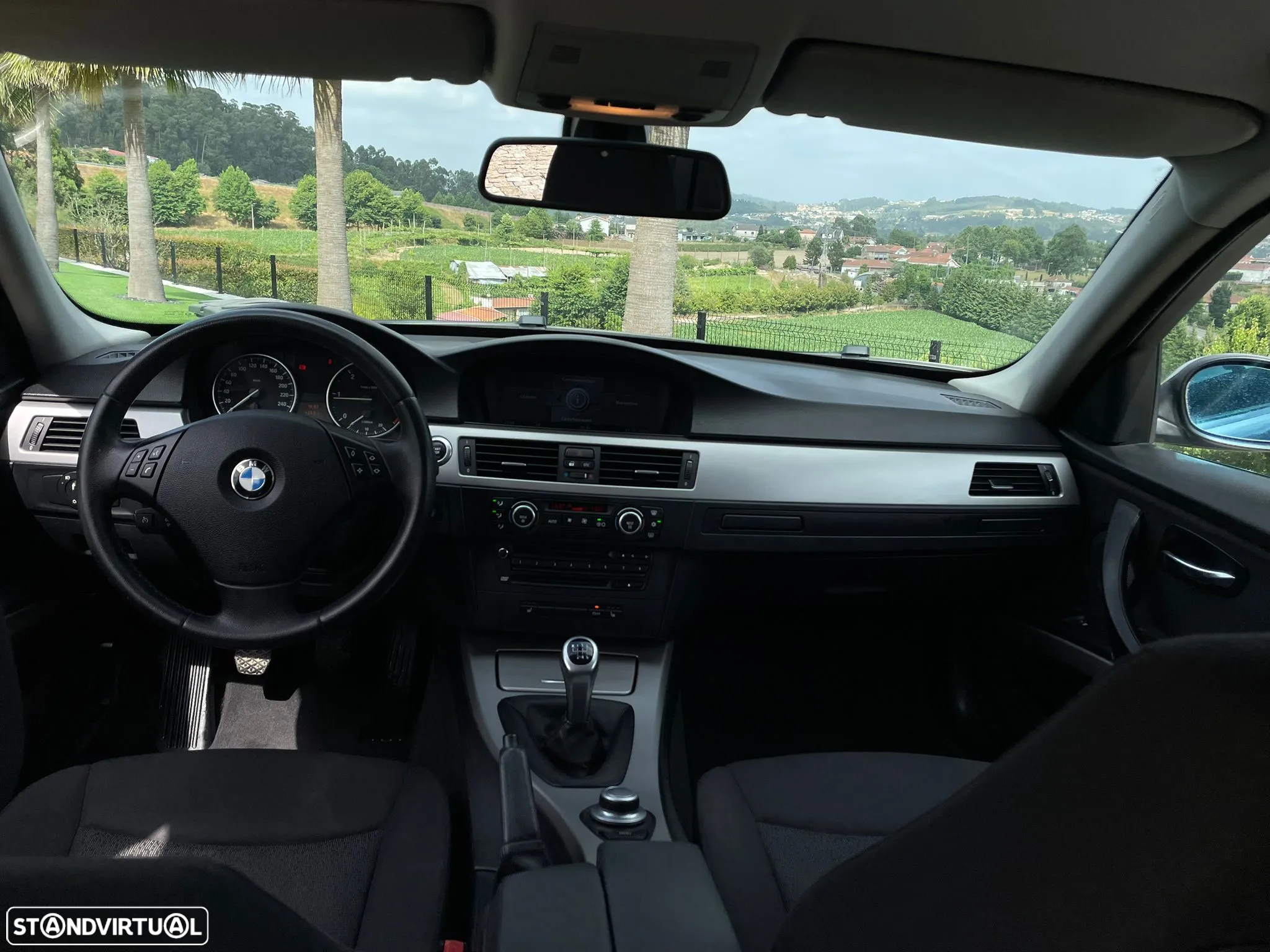 BMW 320 d Touring Navigation Sport - 8