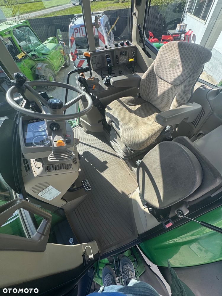 John Deere 6155 M - 8