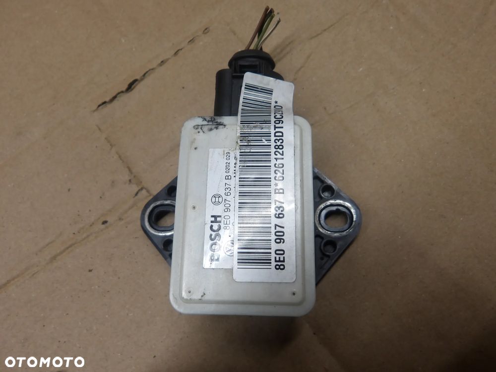 AUDI A4 B7 SEDAN 04-08 2.0TDI CZUJNIK PRZYŚPIESZENIA 8E0907637B - 1