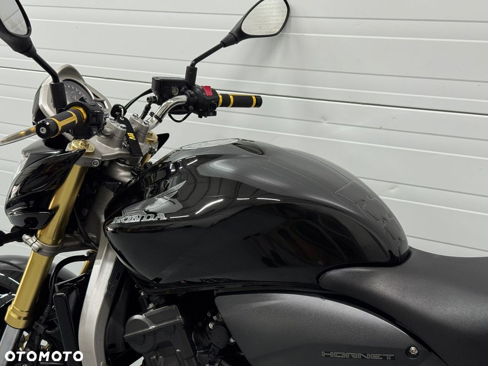 Honda Hornet - 15