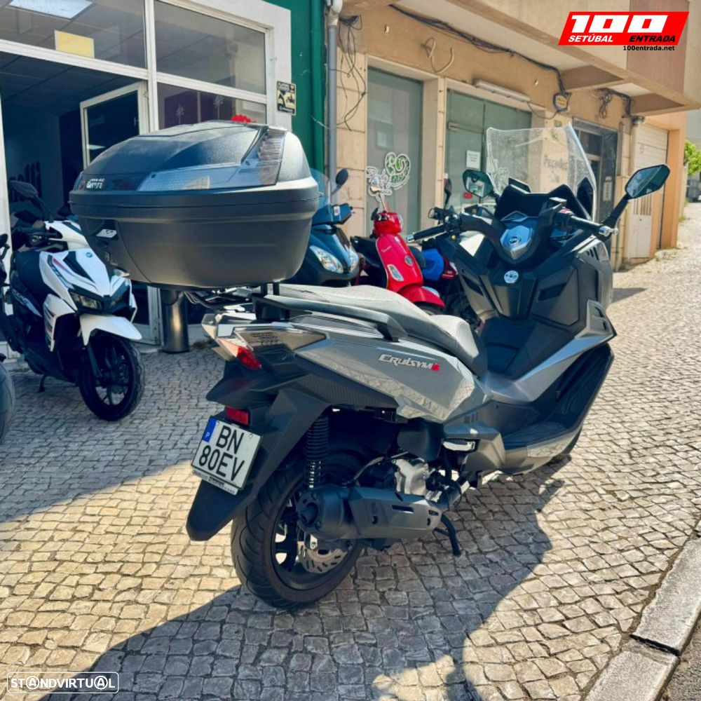 Sym Cruisym 125 - 21
