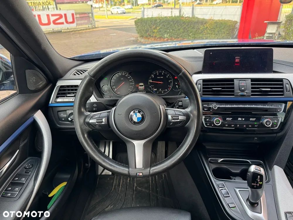 BMW Seria 3 318i M Sport Shadow - 14