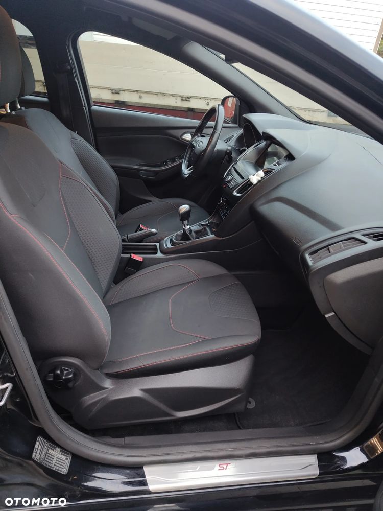 Ford Focus 1.5 EcoBoost SYNC Edition ASS - 30