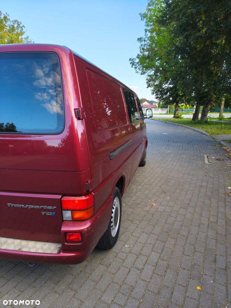 Volkswagen Transporter - 23