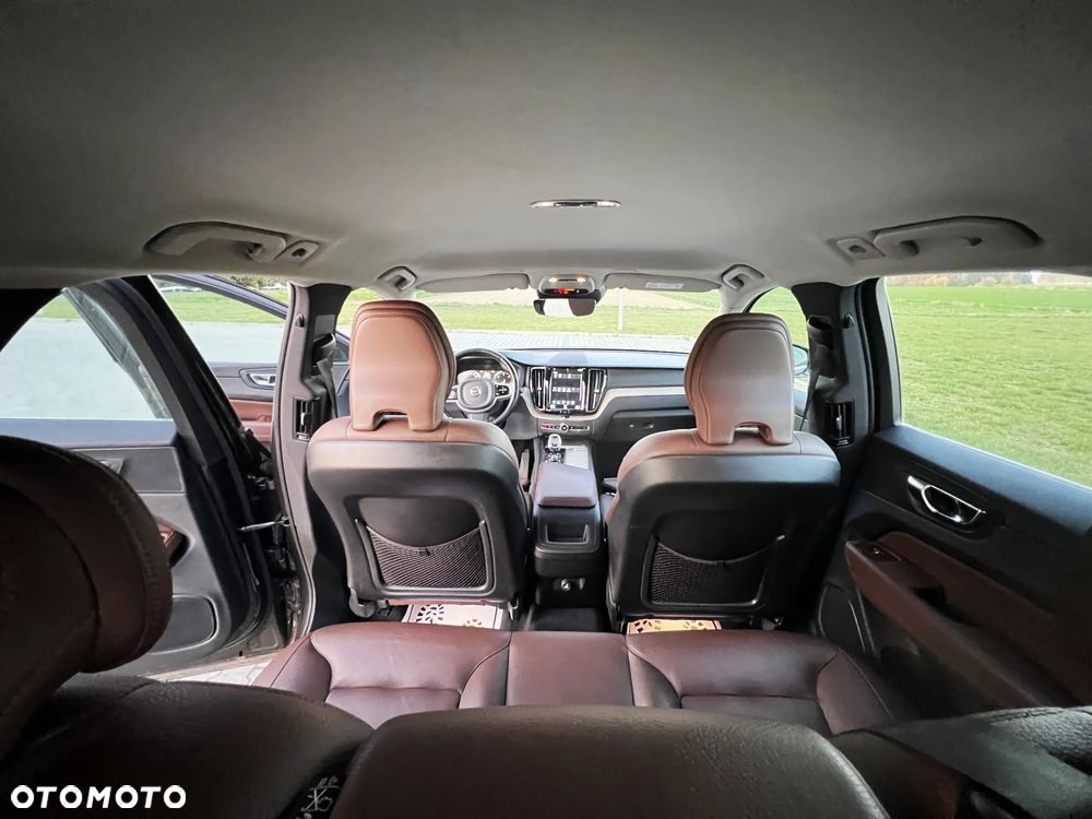 Volvo XC 60 B4 D AWD Geartronic Inscription - 38