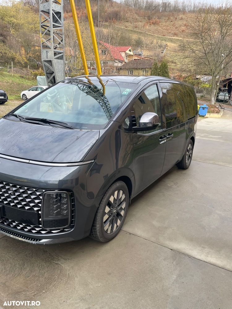 Hyundai Staria 2.2 CRDi Allrad Signature - 11