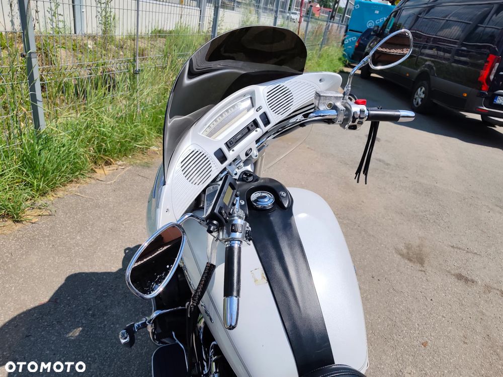 Yamaha Venture - 22