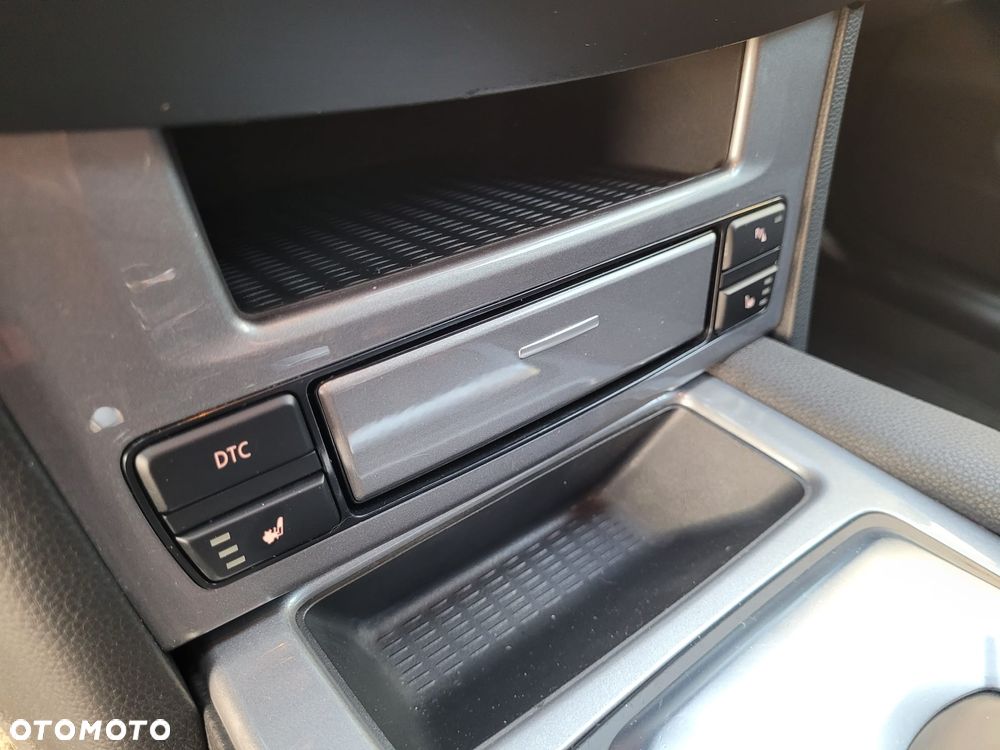 BMW Seria 5 520d - 33