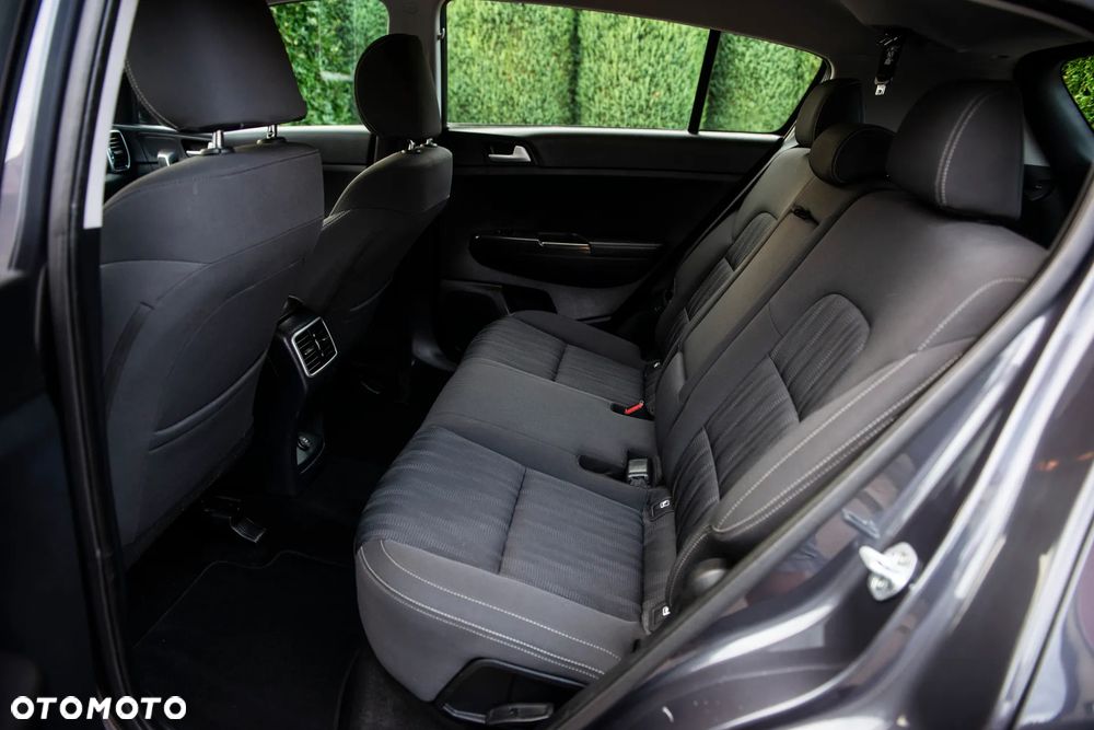 Kia Sportage 1.6 GDI 2WD Attract - 30